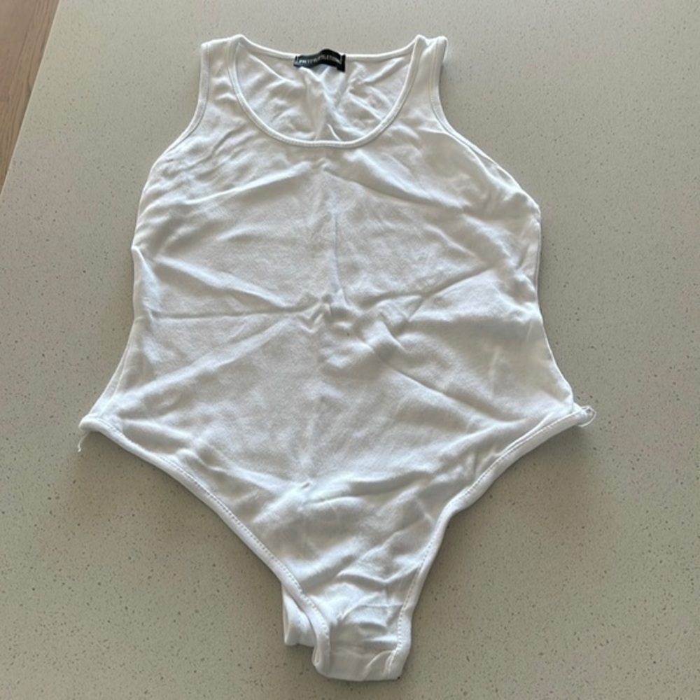 pretty little thing - skater back bodysuit size US 6